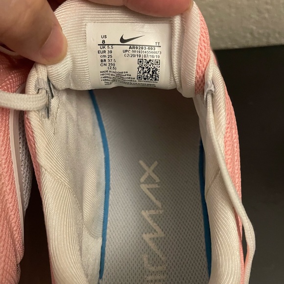 Pink/White Nike 720 size 8 - Picture 4 of 10